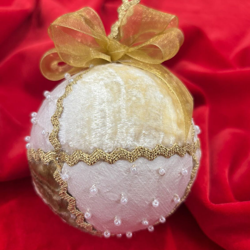 natale46 Palla di Natale realizzata a mano - immagine 1